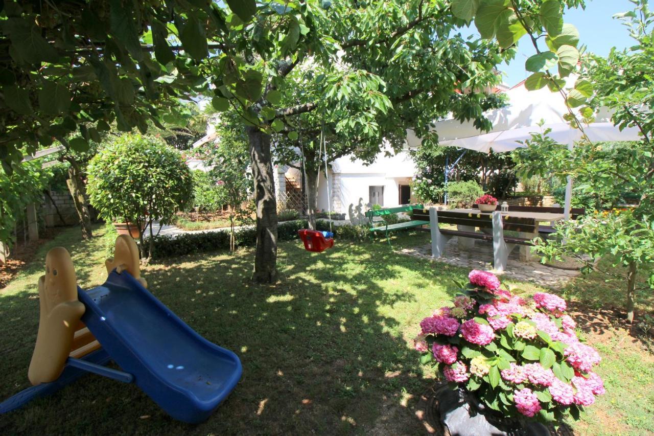 Modern Sabina With Garden Apartment *